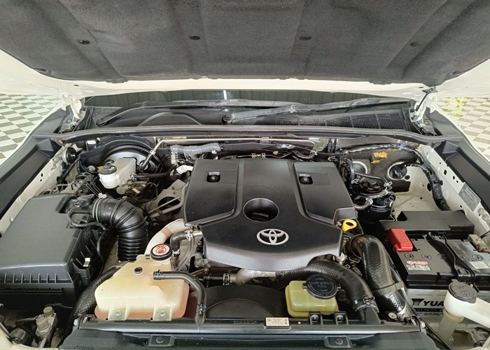 Used 8
                    TOYOTA
                     for Sale Image