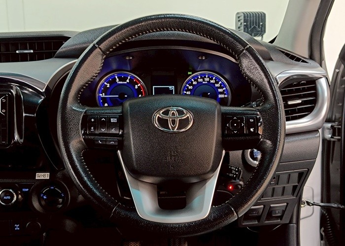 Used 11
                    TOYOTA
                     for Sale Image