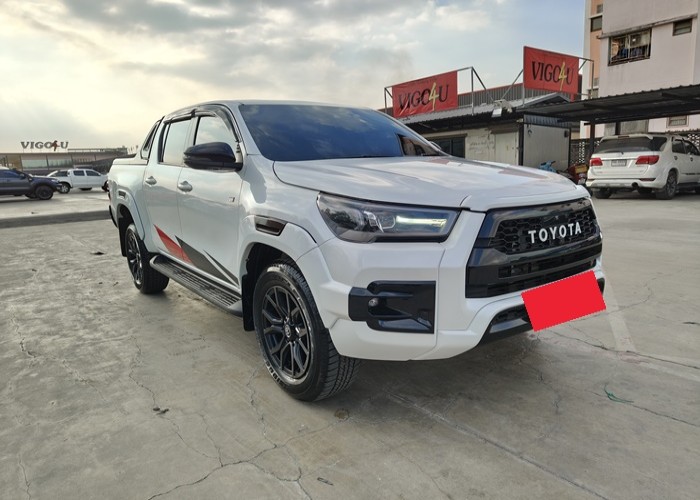 Used 8
                    TOYOTA
                     for Sale Image