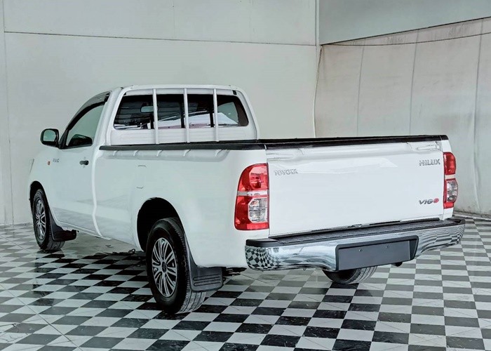 Used 7
                    TOYOTA
                     for Sale Image