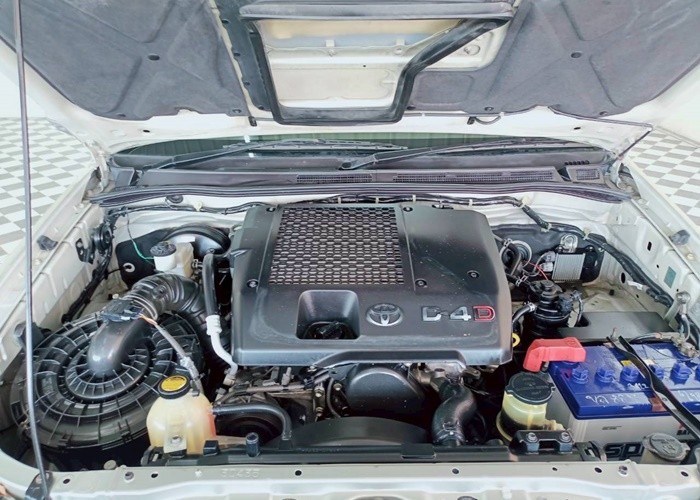 Used 7
                    TOYOTA
                     for Sale Image